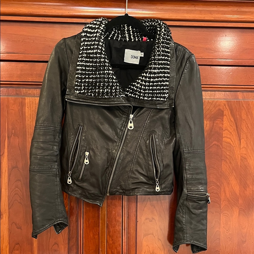 Doma Black Leather Jacket with Patterned Collar